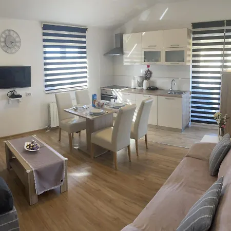 Anida Apartment *